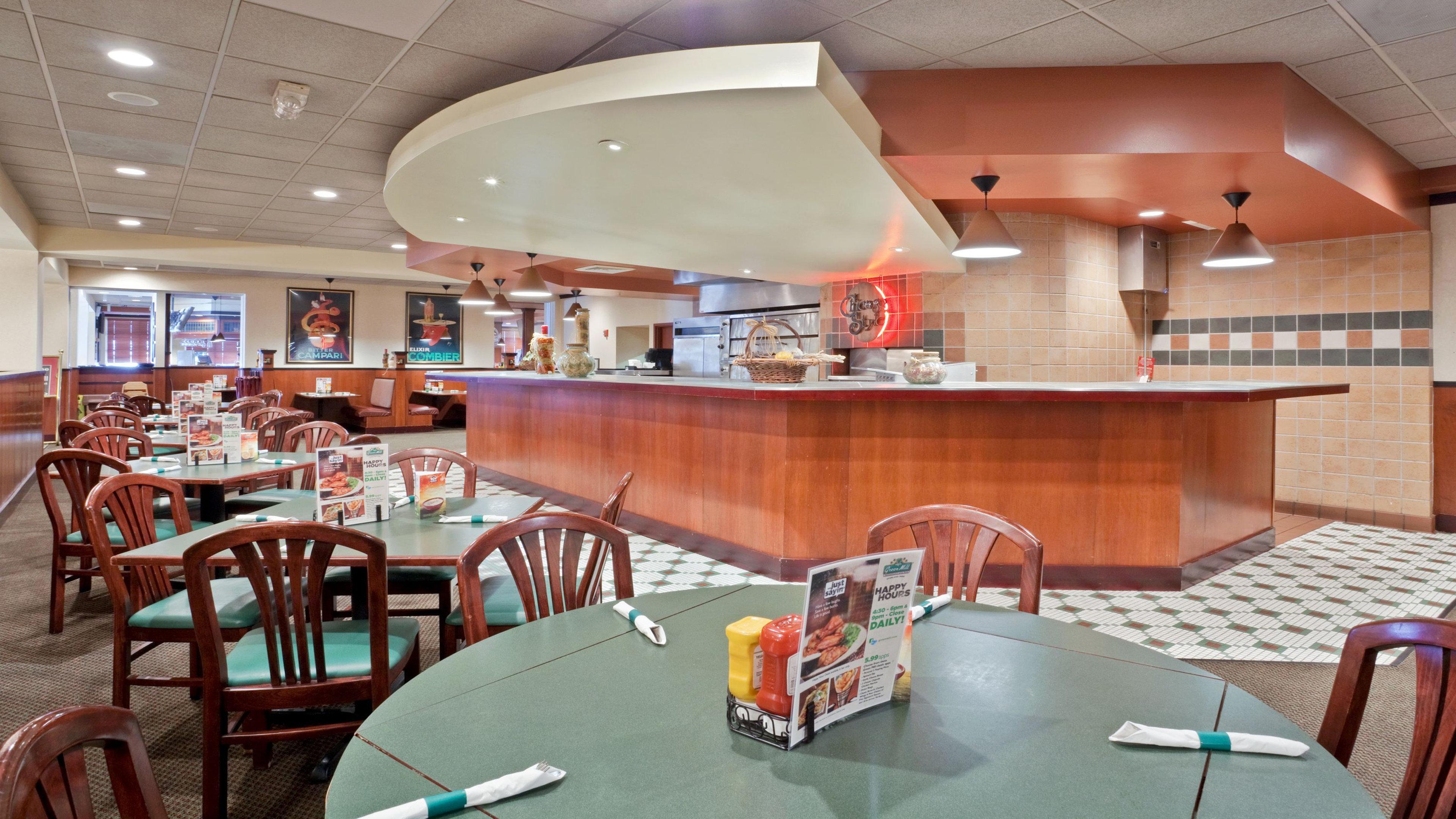 Holiday Inn Hotel & Suites Overland Park-West By Ihg Extérieur photo
